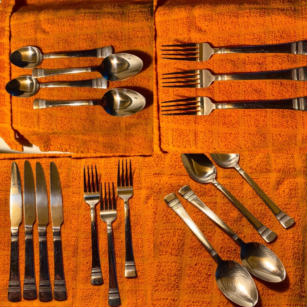 18 pieces- Set of Silverware with Organizer